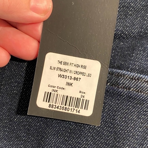 NWT GOLDSIGN x REVOLVE Semi Fit High Rise Slim Straight Jean, Size 24 - Picture 9 of 13